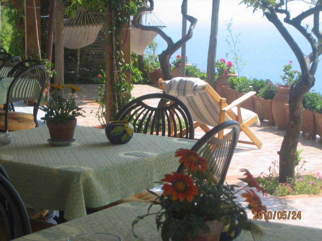 Villa Marietta Минори Екстериор снимка