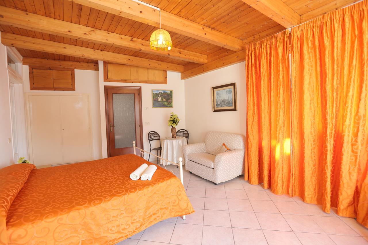 Villa Marietta Минори Екстериор снимка