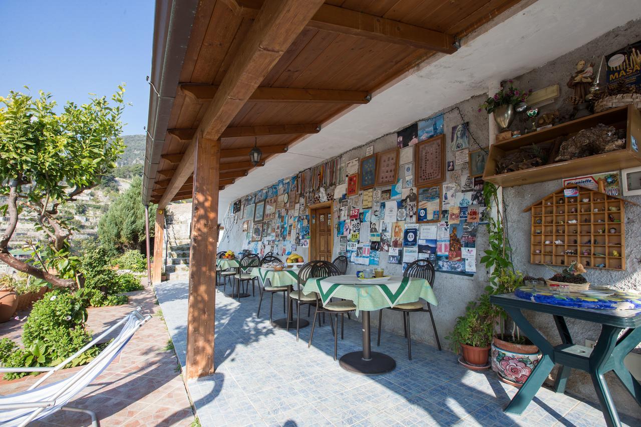 Villa Marietta Минори Екстериор снимка